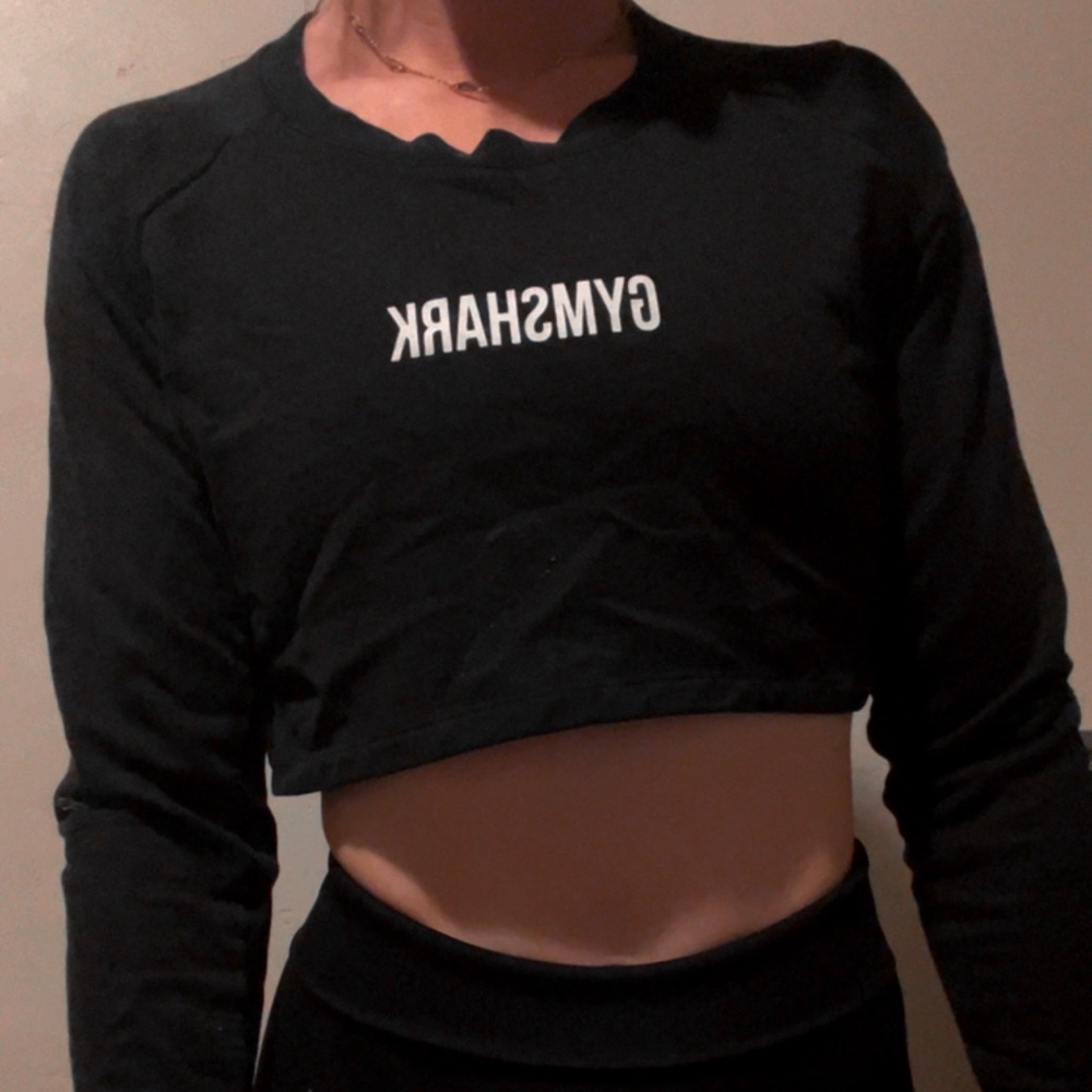 GYMSHARK Cropped Sweater
